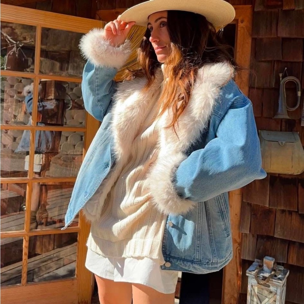 12th Tribe Fur coat